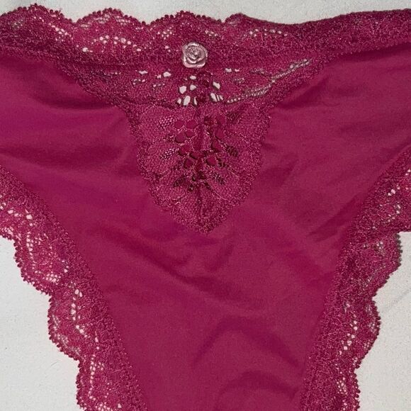 NWT- DREAM ANGELS
Lace-Trim Thong Panties in color “ROSE” - size LARGE - Picture 7 of 7